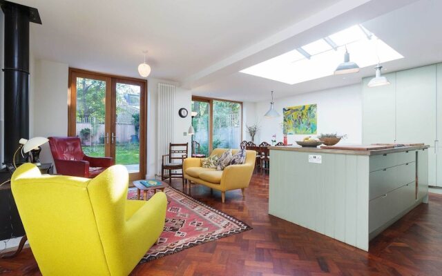 East London Elegance