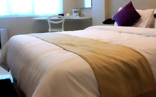 Marina Mamberamo Hotel
