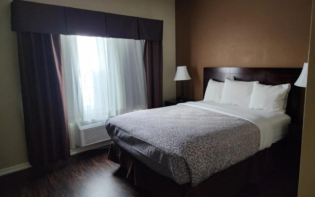 Econo Lodge & Suites