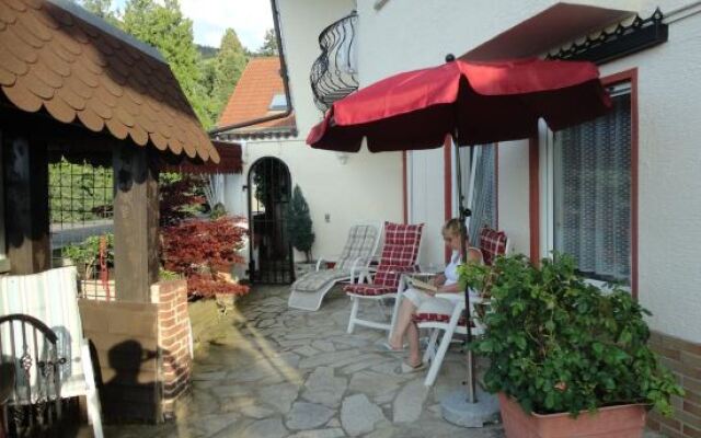 Hotel Pension Weinberg mit Landhaus Nizza