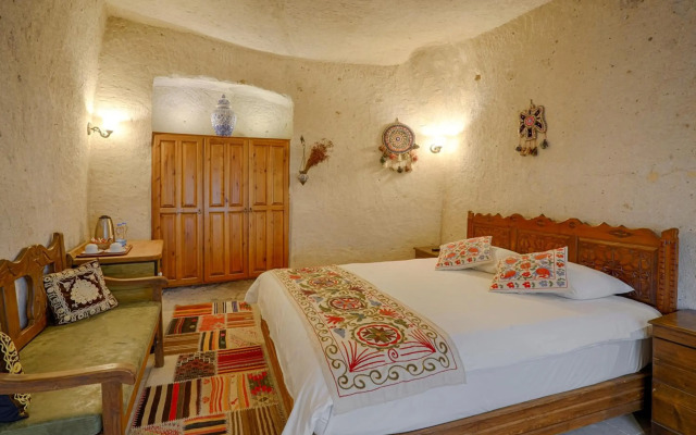 Tulip Cave Suites