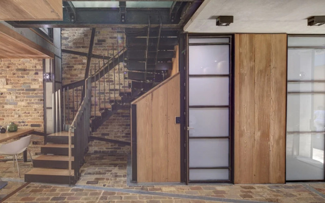 Executive Rental Style House