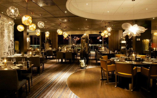 Clarion Hotel Sense