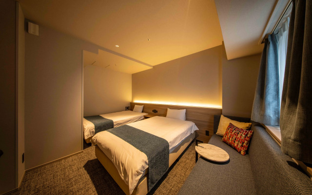 New Osaka Hotel