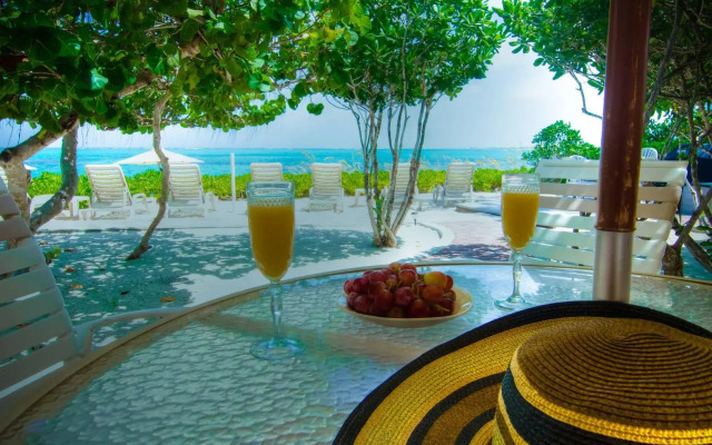 Grace Bay Beach Ocean Villas