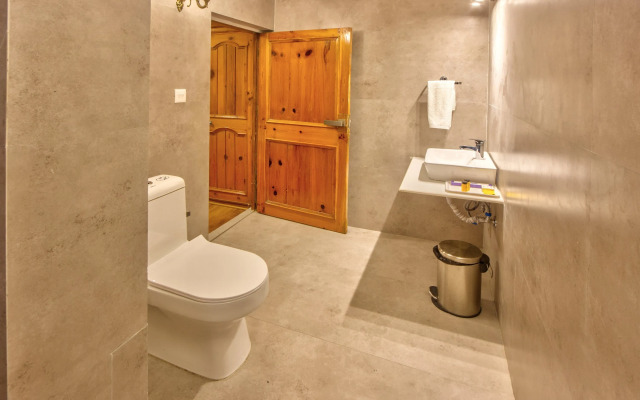 PARADISE - The Whitehouse Cafe