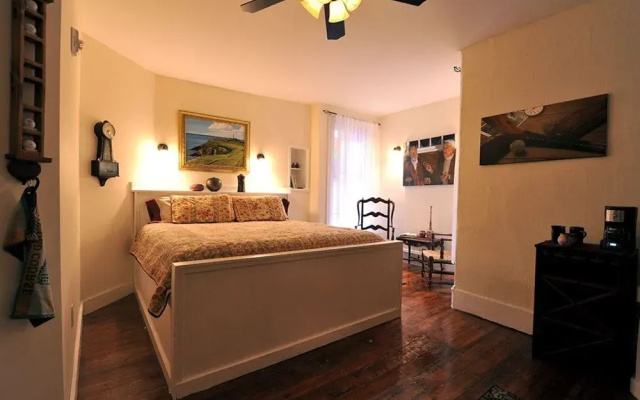 Hall House Hotel