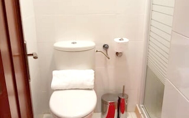 Apartment With 2 Bedrooms in Gijón, With Wifi