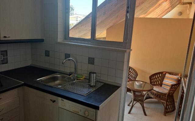 Amazing apartment in the center of Preveza! The G house