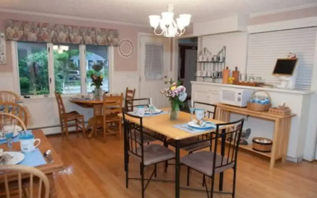 Cranberry Manor Bed and Breakfast