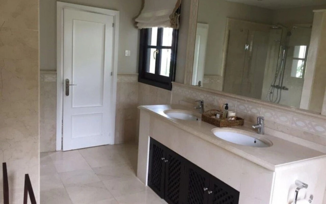 Villa in Golf Valley