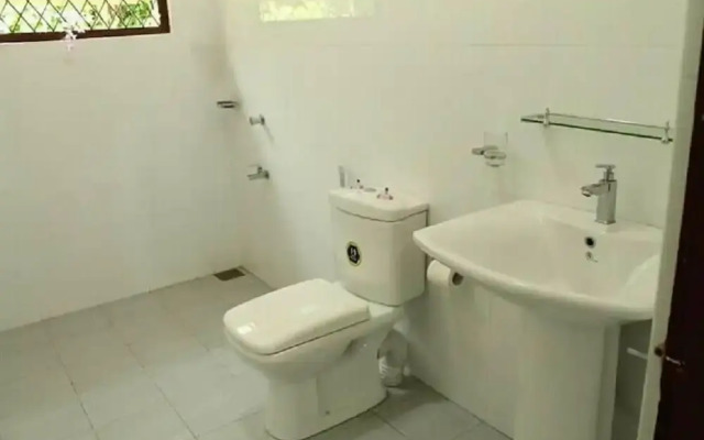 Yasra Holiday Villa