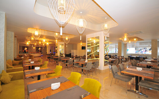 Blue Bay Platinum Hotel