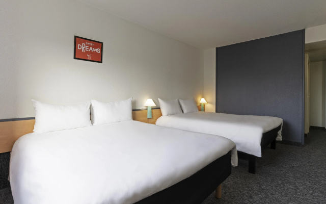 ibis Paris Pantin Eglise