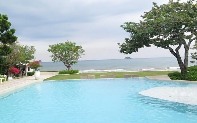 Chelona Huahin Condo Garden View by Dome