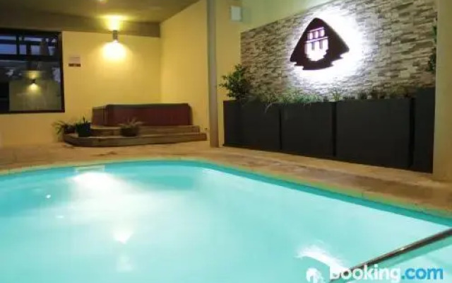 Hotel Genoves