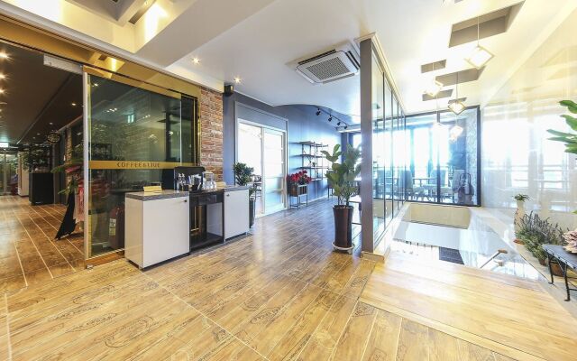 Hotel the One Yeosu