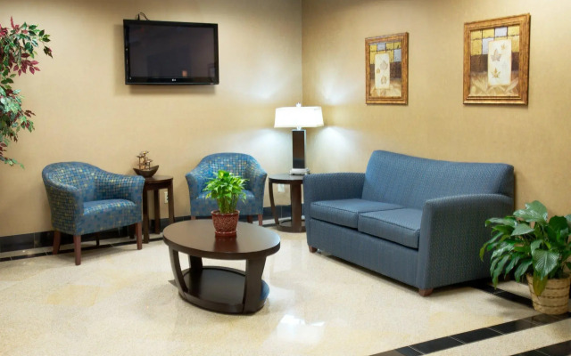 Holiday Inn Express Hotel & Suites Sealy, an IHG Hotel