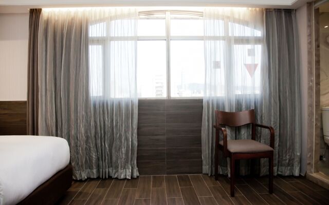 KDM Hotel