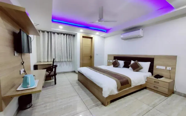 BlueNeck Sec 47 near Medanta -The Medicity' Gurugram