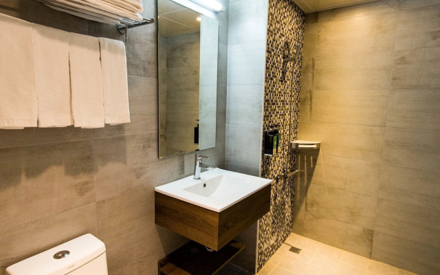 Traveller Inn Mido Hotel