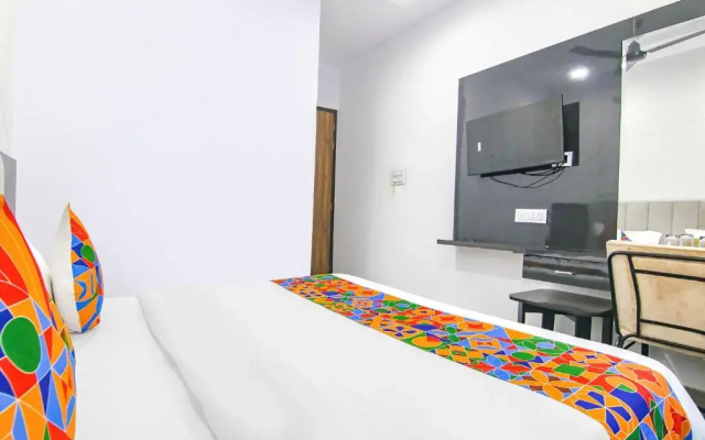 FabHotel Golden Gate