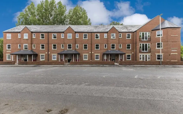 Pullman House Serviced Apartments