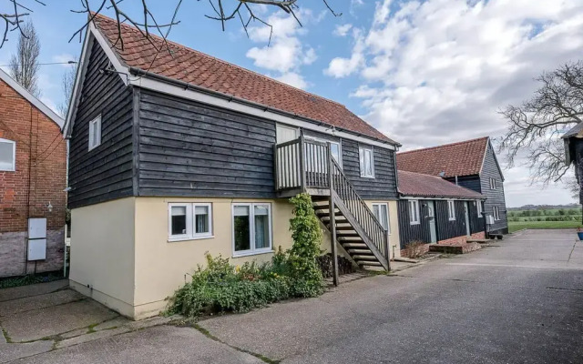 The Hayloft Boundary Farm Air Manage Suffolk