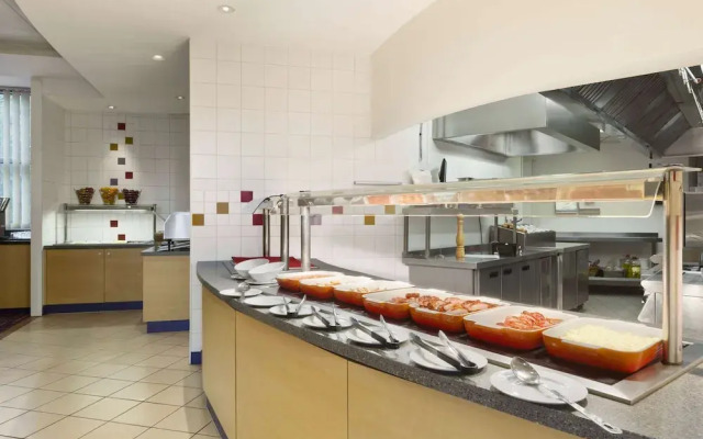 Ramada London North M1