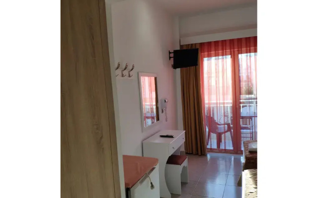 Marie Hotel