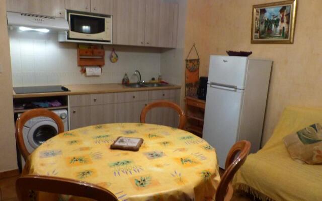 Appartement Le Lavandou, 2 pièces, 4 personnes - FR-1-308-127