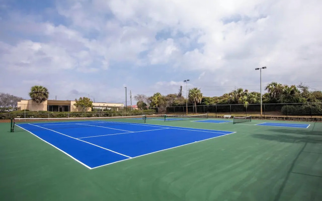 Breakers East by Southern Vacation Rentals