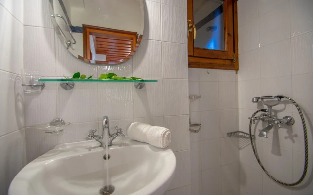 Bella Mare Beachfront Apartments