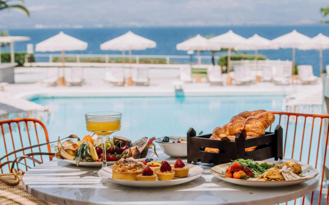 Brown Beach Chalkida Kosher Resort, a member of Brown Hotels
