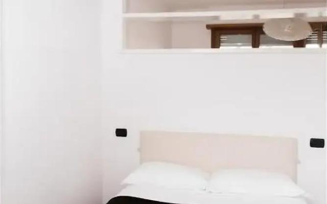 Bocconi Navigli Apartment With Terrace