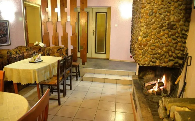 The English Guest House