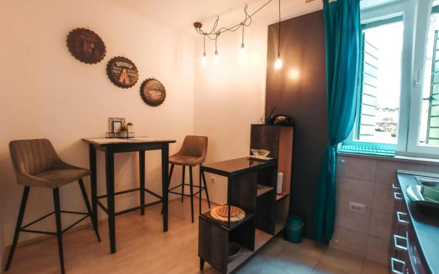 Julije Rooms