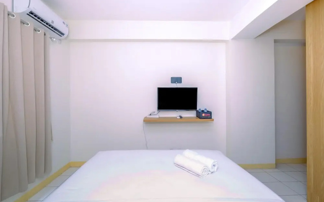 Nice and Comfort Studio at 25th Floor Podomoro Golf View Apartment – Guest Rooms – Depok