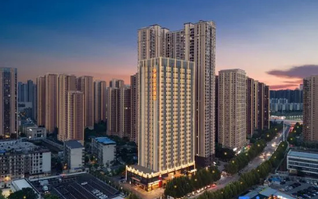 Ramada Encore Hotel (Wuhan Wangjiawan Yulong Road Subway Station Shop ) – Outside – Wuhan