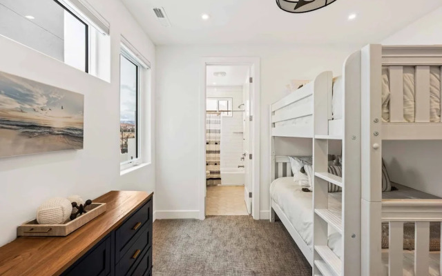 Beach Haven 5 Bedroom Townhouse