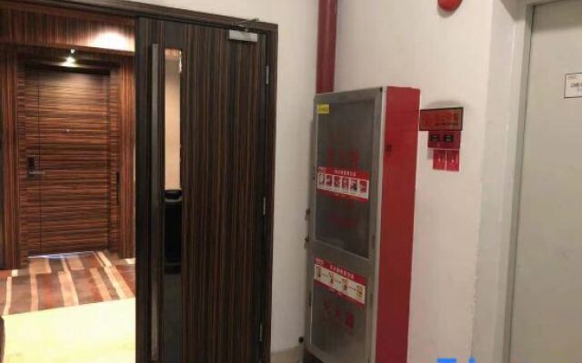 Silin Apartment (Guangzhou Pazhou Poly Exhibition Center)