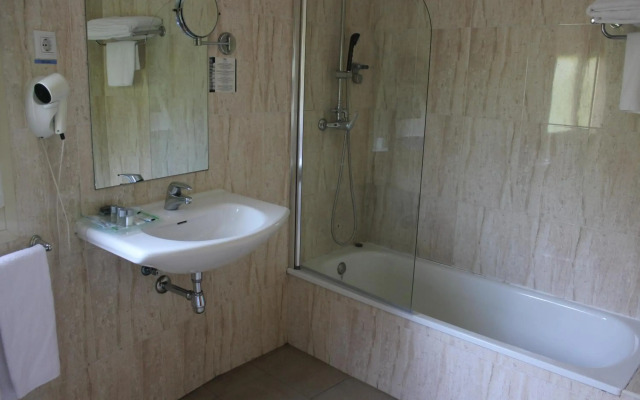 Hotel Suites Feria de Madrid