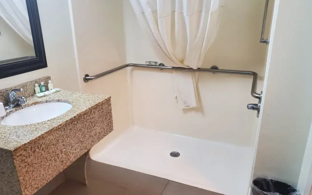 Quality Inn Prattville Montgomery