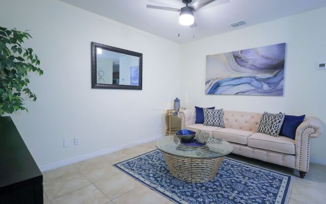 Saint Joseph Suites Down Town Tampa