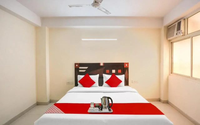 Oyo Flagship 702599 Hotel Amira Residency