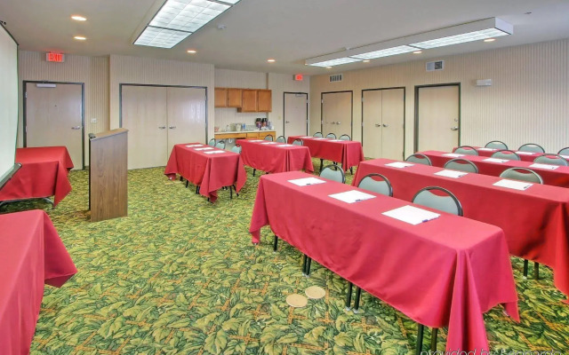 Holiday Express & Suites Portales by IHG