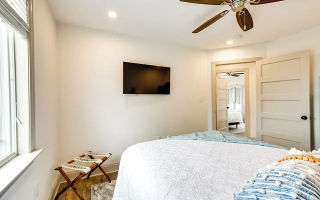 Waterfront Maryland Vacation Home: Private Beach!