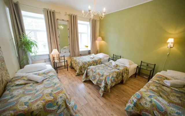 OldHouse Hostel