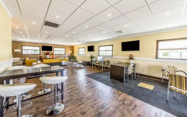Mainstay Suites Barnesville - Frackville
