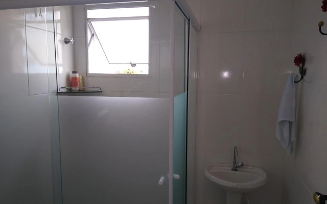 Apartamento - Condomínio Jardins dos Pescadores - Praia do Perequê-Açu